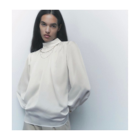 Zara chain collar satin effect blouse - Picture 2 of 11